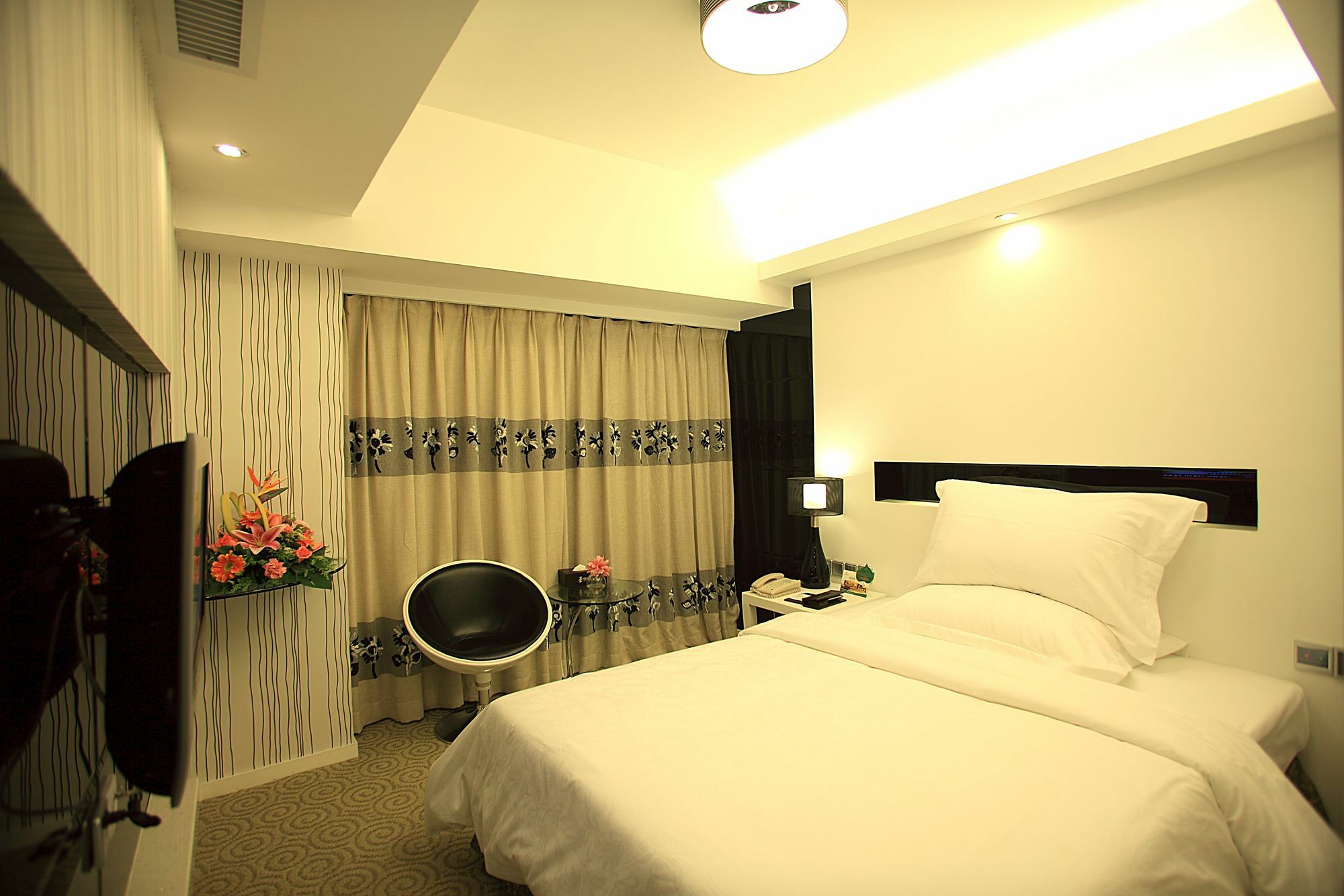 Perthden Hotel Shenzhen Exterior photo